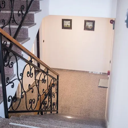 Fabulous Luxury G7 Kopaonik